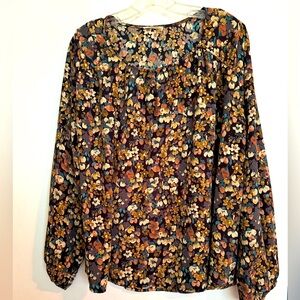 Women’s blouse